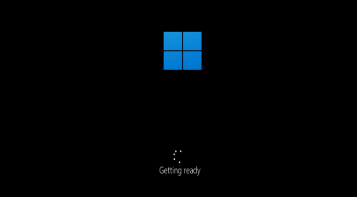 Windows 11이 부팅될 때까지 기다립니다.