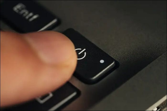 전원 버튼을 누르세요